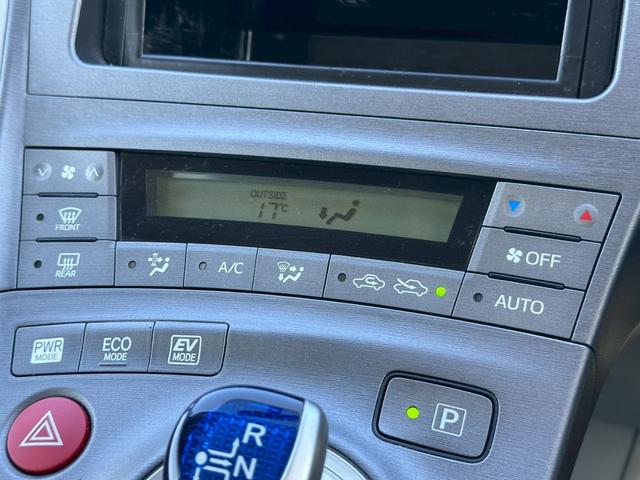 プリウス S カーオーディオ(CD/USB/AUX)盗難防止システム キーレス 電動格納ミラー HID オートライト オートエアコン(34枚目)