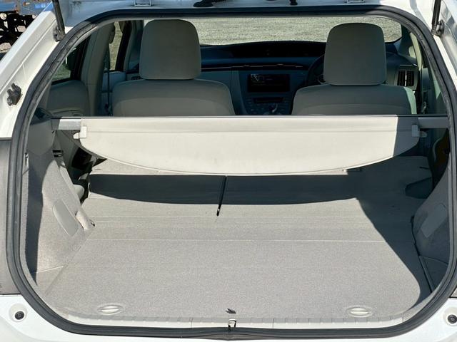 プリウス S カーオーディオ(CD/USB/AUX)盗難防止システム キーレス 電動格納ミラー HID オートライト オートエアコン(52枚目)