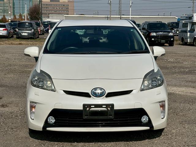 プリウス Gツーリングセレクションレザーパッケージ 純正ナビ(AM/FM/CD/フルセグTV/Bluetooth)シートヒーター パワーシート バックカメラ アダプティブクルーズコントロール 盗難防止システム 電動格納ミラー LEDヘッドランプ(4枚目)