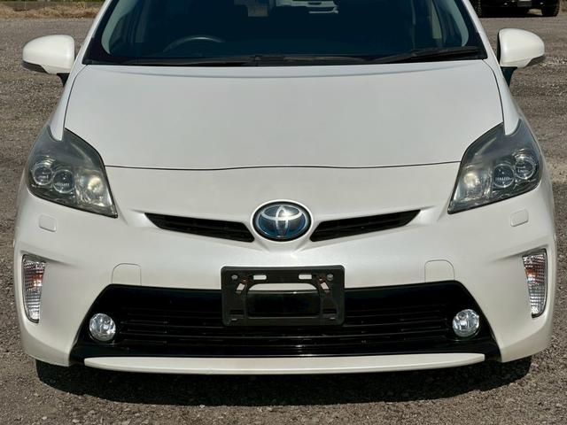 プリウス Gツーリングセレクションレザーパッケージ 純正ナビ(AM/FM/CD/フルセグTV/Bluetooth)シートヒーター パワーシート バックカメラ アダプティブクルーズコントロール 盗難防止システム 電動格納ミラー LEDヘッドランプ(5枚目)