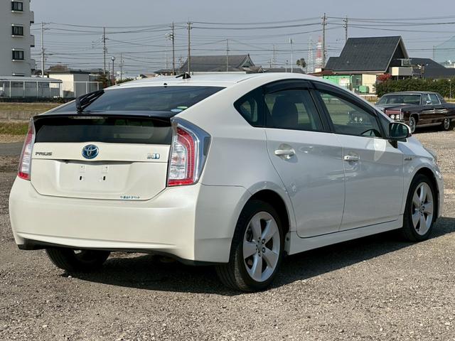 プリウス Gツーリングセレクションレザーパッケージ 純正ナビ(AM/FM/CD/フルセグTV/Bluetooth)シートヒーター パワーシート バックカメラ アダプティブクルーズコントロール 盗難防止システム 電動格納ミラー LEDヘッドランプ(18枚目)