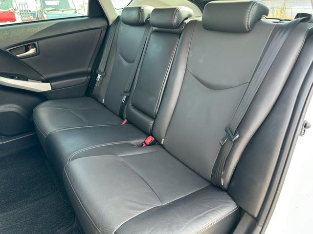 プリウス Gツーリングセレクションレザーパッケージ 純正ナビ(AM/FM/CD/フルセグTV/Bluetooth)シートヒーター パワーシート バックカメラ アダプティブクルーズコントロール 盗難防止システム 電動格納ミラー LEDヘッドランプ(24枚目)