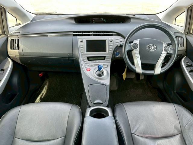プリウス Gツーリングセレクションレザーパッケージ 純正ナビ(AM/FM/CD/フルセグTV/Bluetooth)シートヒーター パワーシート バックカメラ アダプティブクルーズコントロール 盗難防止システム 電動格納ミラー LEDヘッドランプ(25枚目)