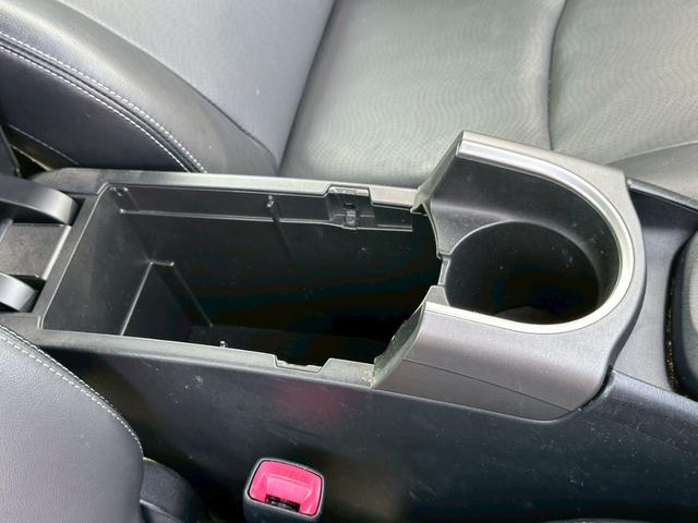 プリウス Gツーリングセレクションレザーパッケージ 純正ナビ(AM/FM/CD/フルセグTV/Bluetooth)シートヒーター パワーシート バックカメラ アダプティブクルーズコントロール 盗難防止システム 電動格納ミラー LEDヘッドランプ(45枚目)