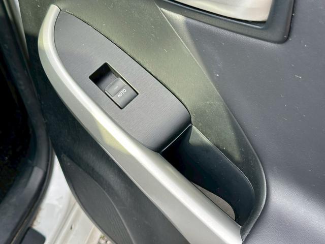 プリウス Gツーリングセレクションレザーパッケージ 純正ナビ(AM/FM/CD/フルセグTV/Bluetooth)シートヒーター パワーシート バックカメラ アダプティブクルーズコントロール 盗難防止システム 電動格納ミラー LEDヘッドランプ(57枚目)