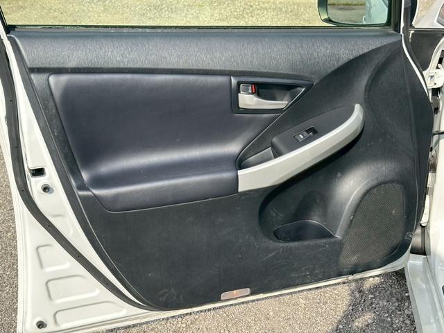 プリウス Gツーリングセレクションレザーパッケージ 純正ナビ(AM/FM/CD/フルセグTV/Bluetooth)シートヒーター パワーシート バックカメラ アダプティブクルーズコントロール 盗難防止システム 電動格納ミラー LEDヘッドランプ(58枚目)