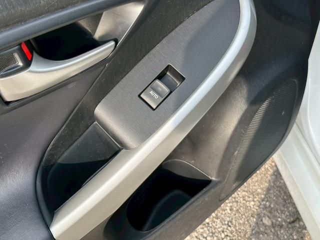プリウス Gツーリングセレクションレザーパッケージ 純正ナビ(AM/FM/CD/フルセグTV/Bluetooth)シートヒーター パワーシート バックカメラ アダプティブクルーズコントロール 盗難防止システム 電動格納ミラー LEDヘッドランプ(59枚目)