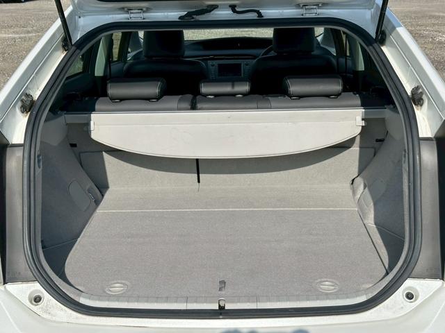 プリウス Gツーリングセレクションレザーパッケージ 純正ナビ(AM/FM/CD/フルセグTV/Bluetooth)シートヒーター パワーシート バックカメラ アダプティブクルーズコントロール 盗難防止システム 電動格納ミラー LEDヘッドランプ(62枚目)