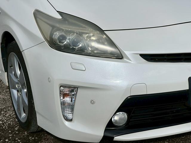 プリウス Ｇツーリングセレクションレザーパッケージ　純正ナビ（ＡＭ／ＦＭ／ＣＤ／フルセグＴＶ／ＵＳＢ／ＨＤＤ／Ｂｌｕｅｔｏｏｔｈ）バックカメラ　クリアランスソナー　ＬＥＤヘッドランプ　アダプティブクルーズコントロール　パワーシート　シートヒーター（6枚目）