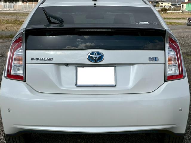 プリウス Ｇツーリングセレクションレザーパッケージ　純正ナビ（ＡＭ／ＦＭ／ＣＤ／フルセグＴＶ／ＵＳＢ／ＨＤＤ／Ｂｌｕｅｔｏｏｔｈ）バックカメラ　クリアランスソナー　ＬＥＤヘッドランプ　アダプティブクルーズコントロール　パワーシート　シートヒーター（15枚目）