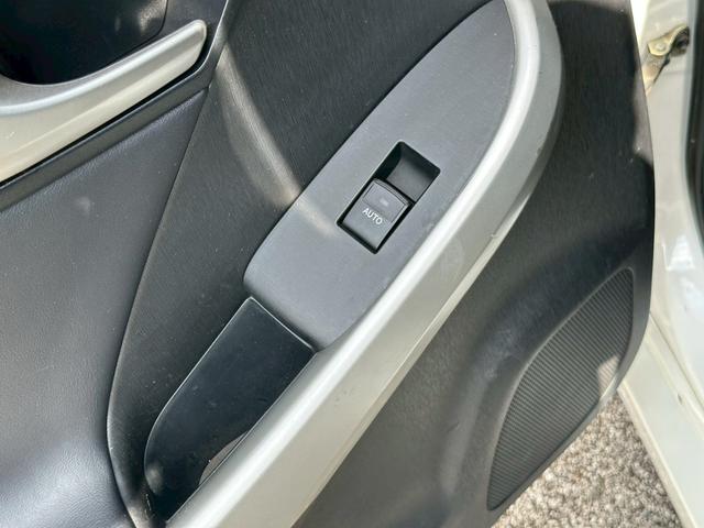 プリウス Ｇツーリングセレクションレザーパッケージ　純正ナビ（ＡＭ／ＦＭ／ＣＤ／フルセグＴＶ／ＵＳＢ／ＨＤＤ／Ｂｌｕｅｔｏｏｔｈ）バックカメラ　クリアランスソナー　ＬＥＤヘッドランプ　アダプティブクルーズコントロール　パワーシート　シートヒーター（61枚目）