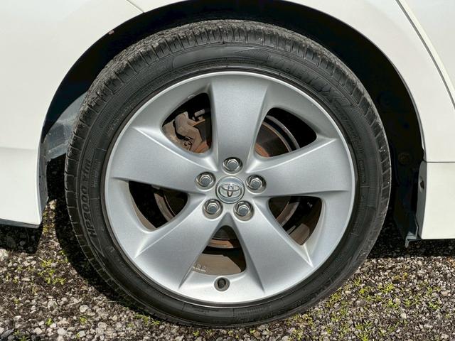 プリウス Ｇツーリングセレクションレザーパッケージ　純正ナビ（ＡＭ／ＦＭ／ＣＤ／フルセグＴＶ／ＵＳＢ／ＨＤＤ／Ｂｌｕｅｔｏｏｔｈ）バックカメラ　クリアランスソナー　ＬＥＤヘッドランプ　アダプティブクルーズコントロール　パワーシート　シートヒーター（65枚目）