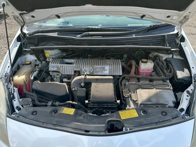 プリウス Ｇツーリングセレクションレザーパッケージ　純正ナビ（ＡＭ／ＦＭ／ＣＤ／フルセグＴＶ／ＵＳＢ／ＨＤＤ／Ｂｌｕｅｔｏｏｔｈ）バックカメラ　クリアランスソナー　ＬＥＤヘッドランプ　アダプティブクルーズコントロール　パワーシート　シートヒーター（73枚目）