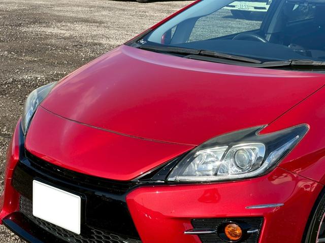 プリウス Ｓツーリングセレクション・Ｇ’ｓ　社外ナビ（ＡＭ／ＦＭ／ＨＤＭＩ／フルセグＴＶ／Ｂｌｕｅｔｏｏｔｈ）バックカメラ　オプション１８ｉｎｃＡＷ　盗難防止システム　キーレス　電動格納ミラー　ＨＩＤ　オートライト　オートエアコン（8枚目）