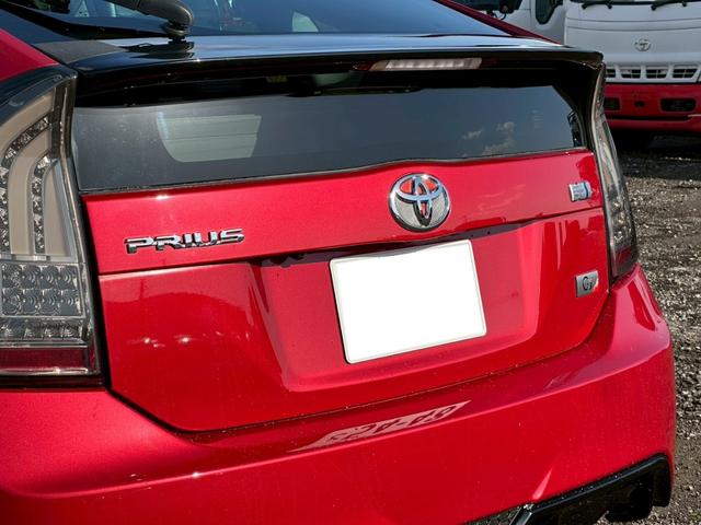 プリウス Ｓツーリングセレクション・Ｇ’ｓ　社外ナビ（ＡＭ／ＦＭ／ＨＤＭＩ／フルセグＴＶ／Ｂｌｕｅｔｏｏｔｈ）バックカメラ　オプション１８ｉｎｃＡＷ　盗難防止システム　キーレス　電動格納ミラー　ＨＩＤ　オートライト　オートエアコン（26枚目）