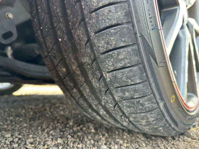 プリウス Ｓツーリングセレクション・Ｇ’ｓ　社外ナビ（ＡＭ／ＦＭ／ＨＤＭＩ／フルセグＴＶ／Ｂｌｕｅｔｏｏｔｈ）バックカメラ　オプション１８ｉｎｃＡＷ　盗難防止システム　キーレス　電動格納ミラー　ＨＩＤ　オートライト　オートエアコン（73枚目）