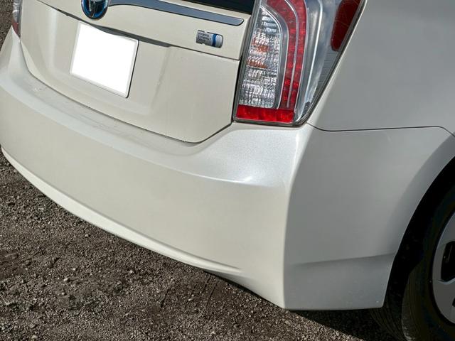 プリウス Ｓ　社外ナビ（ＡＭ／ＦＭ／ＣＤ／ＤＶＤ／フルセグＴＶ／ＡＵＸ／Ｂｌｕｅｔｏｏｔｈ）バックカメラ　盗難防止システム　キーレス　電動格納ミラー　ＨＩＤ　オートライト　オートエアコン（30枚目）