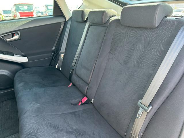 プリウス Ｓ　社外ナビ（ＡＭ／ＦＭ／ＣＤ／ＤＶＤ／フルセグＴＶ／ＡＵＸ／Ｂｌｕｅｔｏｏｔｈ）バックカメラ　盗難防止システム　キーレス　電動格納ミラー　ＨＩＤ　オートライト　オートエアコン（46枚目）