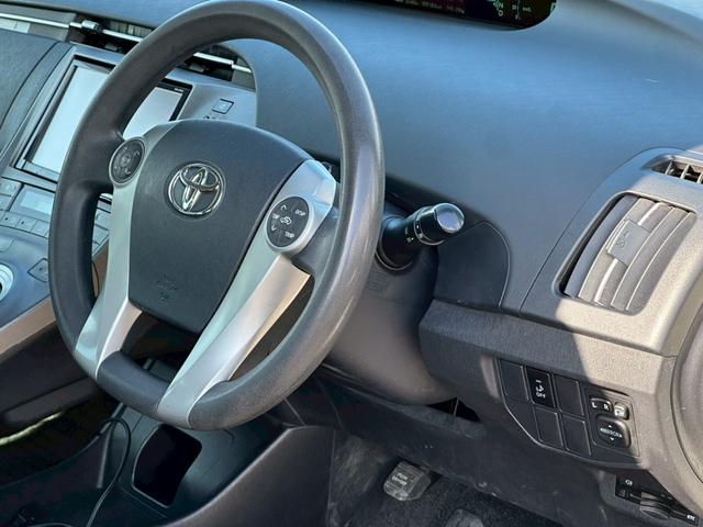 プリウス Ｓ　社外ナビ（ＡＭ／ＦＭ／ＣＤ／ＤＶＤ／フルセグＴＶ／ＡＵＸ／Ｂｌｕｅｔｏｏｔｈ）バックカメラ　盗難防止システム　キーレス　電動格納ミラー　ＨＩＤ　オートライト　オートエアコン（50枚目）