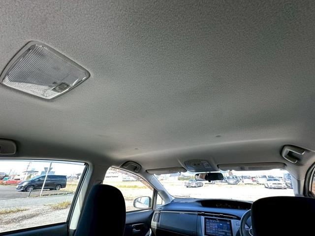 プリウス Ｓ　社外ナビ（ＡＭ／ＦＭ／ＣＤ／ＤＶＤ／フルセグＴＶ／ＡＵＸ／Ｂｌｕｅｔｏｏｔｈ）バックカメラ　盗難防止システム　キーレス　電動格納ミラー　ＨＩＤ　オートライト　オートエアコン（69枚目）