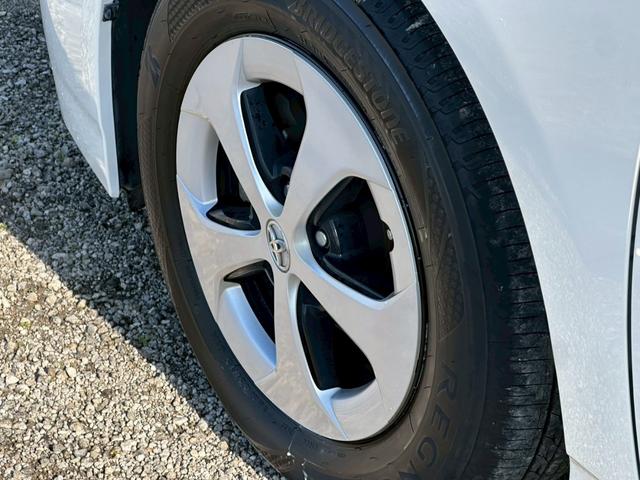 プリウス Ｓ　社外ナビ（ＡＭ／ＦＭ／ＣＤ／ＤＶＤ／フルセグＴＶ／ＡＵＸ／Ｂｌｕｅｔｏｏｔｈ）バックカメラ　盗難防止システム　キーレス　電動格納ミラー　ＨＩＤ　オートライト　オートエアコン（73枚目）