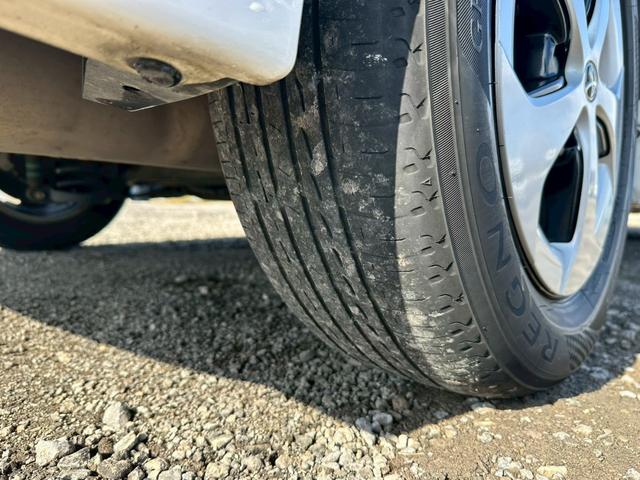 プリウス Ｓ　社外ナビ（ＡＭ／ＦＭ／ＣＤ／ＤＶＤ／フルセグＴＶ／ＡＵＸ／Ｂｌｕｅｔｏｏｔｈ）バックカメラ　盗難防止システム　キーレス　電動格納ミラー　ＨＩＤ　オートライト　オートエアコン（76枚目）