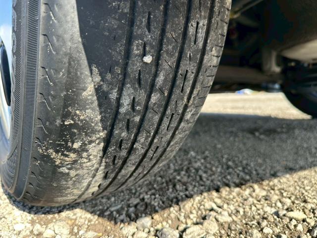 プリウス Ｓ　社外ナビ（ＡＭ／ＦＭ／ＣＤ／ＤＶＤ／フルセグＴＶ／ＡＵＸ／Ｂｌｕｅｔｏｏｔｈ）バックカメラ　盗難防止システム　キーレス　電動格納ミラー　ＨＩＤ　オートライト　オートエアコン（78枚目）