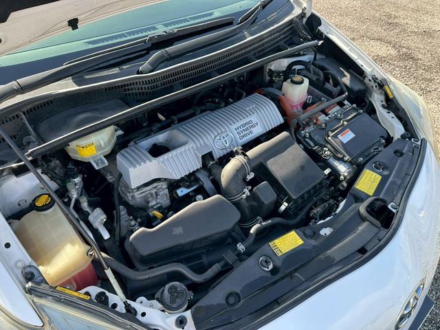 プリウス Ｓ　社外ナビ（ＡＭ／ＦＭ／ＣＤ／ＤＶＤ／フルセグＴＶ／ＡＵＸ／Ｂｌｕｅｔｏｏｔｈ）バックカメラ　盗難防止システム　キーレス　電動格納ミラー　ＨＩＤ　オートライト　オートエアコン（80枚目）