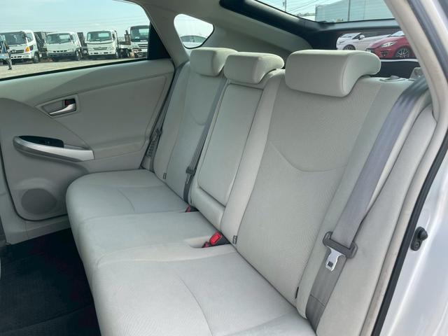 プリウス S ドライブレコーダー バックカメラ クリアランスソナー 純正ナビ(ラジオ/CD/Bluetooth/フルセグTV(走行中視聴可能))純正15インチAW ETC 盗難防止システム キーレス オートライト(34枚目)