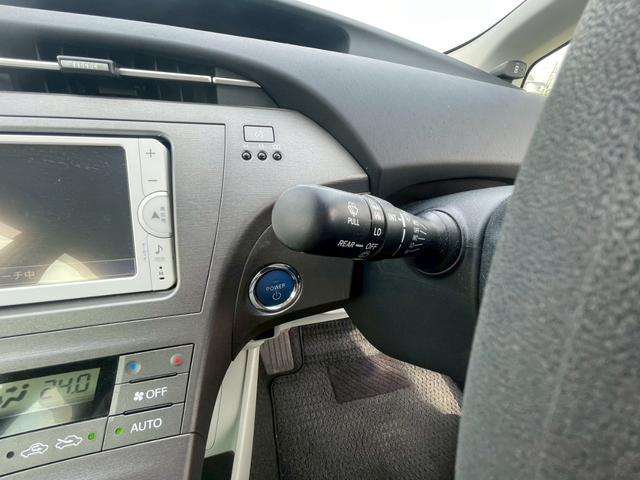 プリウス S ドライブレコーダー バックカメラ クリアランスソナー 純正ナビ(ラジオ/CD/Bluetooth/フルセグTV(走行中視聴可能))純正15インチAW ETC 盗難防止システム キーレス オートライト(47枚目)