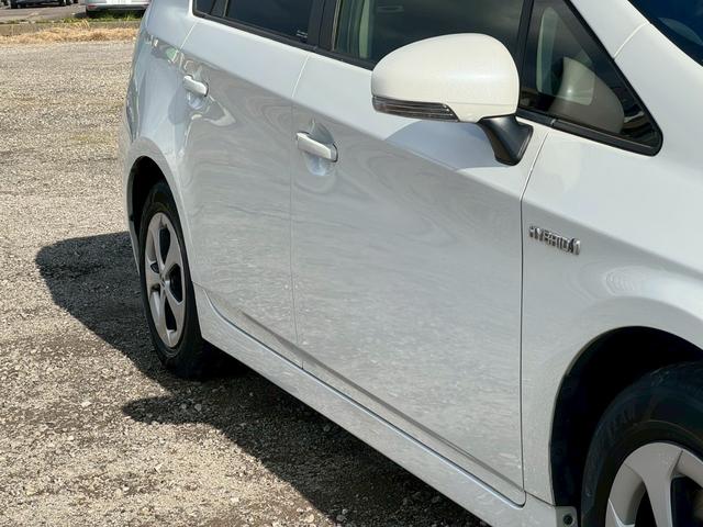 プリウス S 純正ナビ(AM/FM/CD/DVD/フルセグTV(走行時視聴可能)/Bluetooth/HDMI対応/USB/ipod再生対応)純正15インチAW バックカメラ ETC 盗難防止システム オートライト(4枚目)