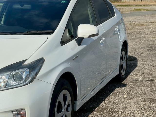 プリウス S 純正ナビ(AM/FM/CD/DVD/フルセグTV(走行時視聴可能)/Bluetooth/HDMI対応/USB/ipod再生対応)純正15インチAW バックカメラ ETC 盗難防止システム オートライト(13枚目)