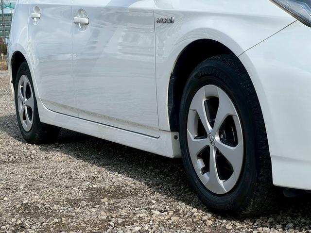 プリウス S 純正ナビ(AM/FM/CD/DVD/フルセグTV(走行時視聴可能)/Bluetooth/HDMI対応/USB/ipod再生対応)純正15インチAW バックカメラ ETC 盗難防止システム オートライト(21枚目)