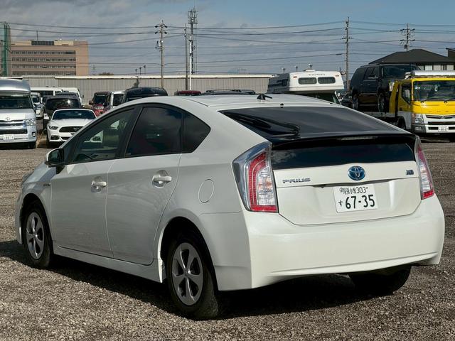 プリウス S 純正ナビ(AM/FM/CD/DVD/フルセグTV(走行時視聴可能)/Bluetooth/HDMI対応/USB/ipod再生対応)純正15インチAW バックカメラ ETC 盗難防止システム オートライト(33枚目)