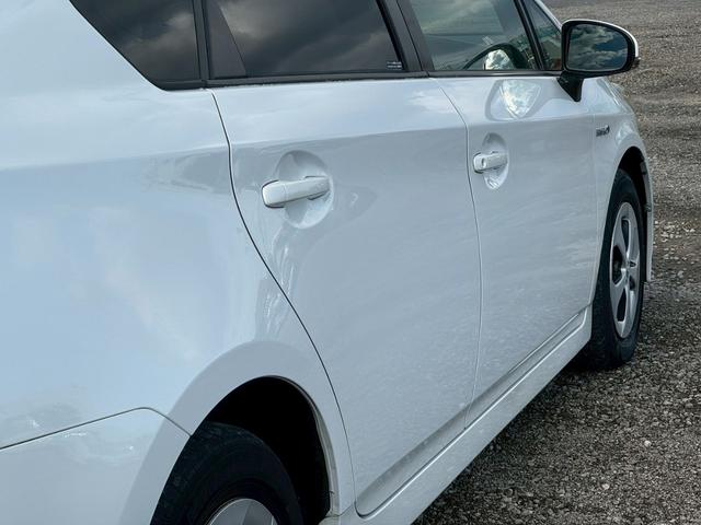 プリウス S 純正ナビ(AM/FM/CD/DVD/フルセグTV(走行時視聴可能)/Bluetooth/HDMI対応/USB/ipod再生対応)純正15インチAW バックカメラ ETC 盗難防止システム オートライト(43枚目)