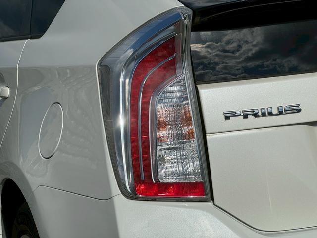 プリウス S 純正ナビ(AM/FM/CD/DVD/フルセグTV(走行時視聴可能)/Bluetooth/HDMI対応/USB/ipod再生対応)純正15インチAW バックカメラ ETC 盗難防止システム オートライト(47枚目)