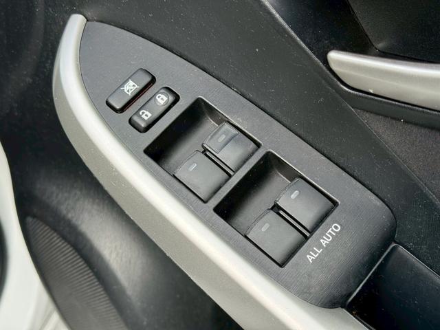 プリウス S 純正ナビ(AM/FM/CD/DVD/フルセグTV(走行時視聴可能)/Bluetooth/HDMI対応/USB/ipod再生対応)純正15インチAW バックカメラ ETC 盗難防止システム オートライト(63枚目)