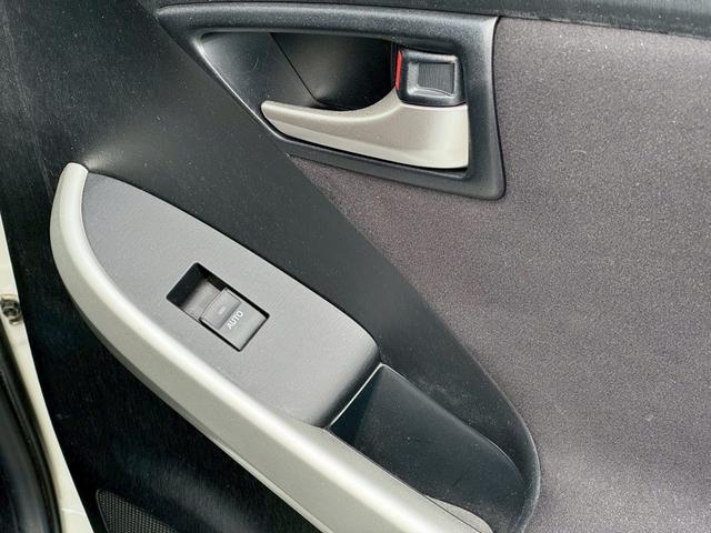 プリウス S 純正ナビ(AM/FM/CD/DVD/フルセグTV(走行時視聴可能)/Bluetooth/HDMI対応/USB/ipod再生対応)純正15インチAW バックカメラ ETC 盗難防止システム オートライト(66枚目)