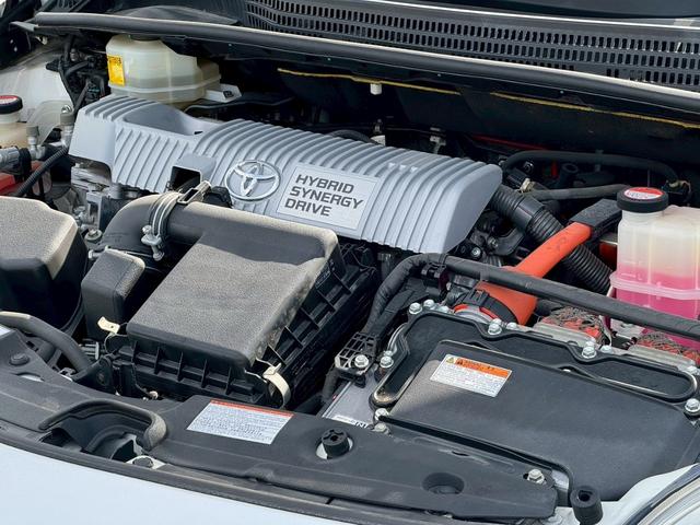 プリウス S 純正ナビ(AM/FM/CD/DVD/フルセグTV(走行時視聴可能)/Bluetooth/HDMI対応/USB/ipod再生対応)純正15インチAW バックカメラ ETC 盗難防止システム オートライト(73枚目)