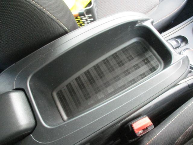 MINI クーパーD クロスオーバー 17AW ACCシートヒーター 電動ゲート 禁煙 LEDヘッドライト バックカメラ(30枚目)