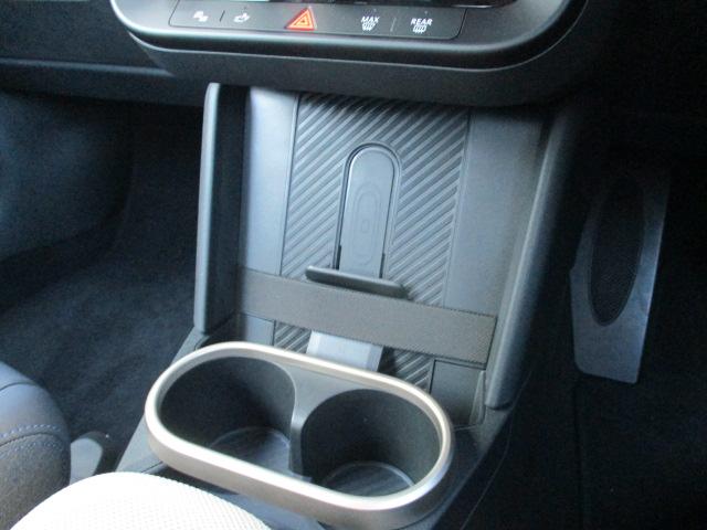 MINI クーパーS フェイバリット・トリム 18AW ACC 全方位カメラ HUDデモカー禁煙 フェイバードトリム アダプティブLEDヘッドライト シートヒーター ステアリングヒーター アップルカープレイ ワイヤレスチャージ(29枚目)