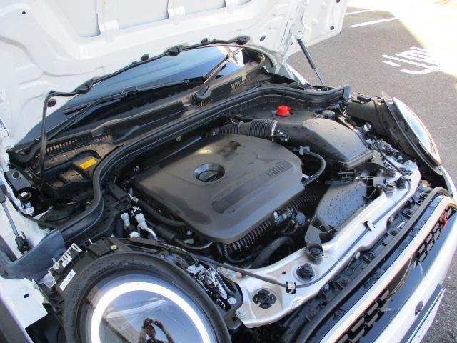 MINI クーパーS フェイバリット・トリム 18AW ACC 全方位カメラ HUDデモカー禁煙 フェイバードトリム アダプティブLEDヘッドライト シートヒーター ステアリングヒーター アップルカープレイ ワイヤレスチャージ(41枚目)