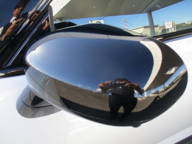 MINI クーパーE クラシック・トリム 17AW ACC全方位カメラ HUD デモカー禁煙 クラッシックトリム アダプティブLEDヘッドライト オートハイビーム シートヒーター ステアリングヒーター アップルカープレイ ワイヤレスチャージ(10枚目)