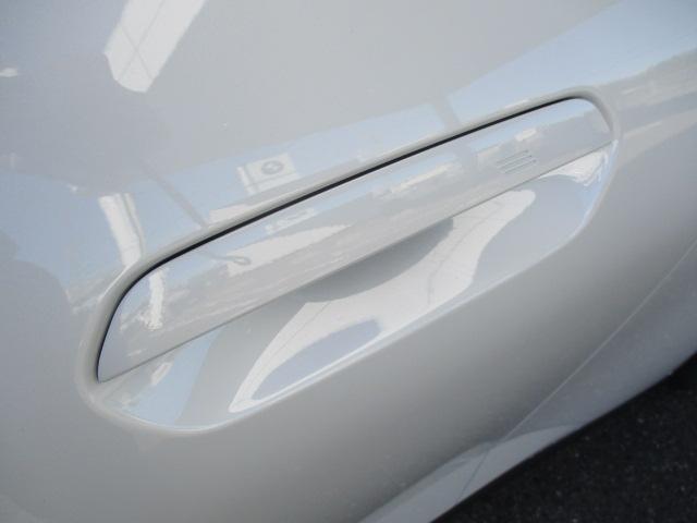 MINI クーパーE クラシック・トリム 17AW ACC全方位カメラ HUD デモカー禁煙 クラッシックトリム アダプティブLEDヘッドライト オートハイビーム シートヒーター ステアリングヒーター アップルカープレイ ワイヤレスチャージ(12枚目)