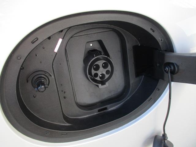 MINI クーパーE クラシック・トリム 17AW ACC全方位カメラ HUD デモカー禁煙 クラッシックトリム アダプティブLEDヘッドライト オートハイビーム シートヒーター ステアリングヒーター アップルカープレイ ワイヤレスチャージ(38枚目)