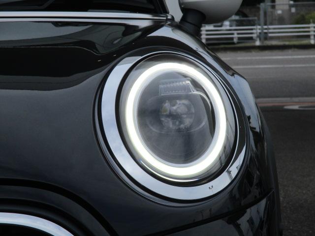 MINI クーパーD クラシック・トリム 16AW ACCシートヒーターRカメラ1オナ禁煙 LEDヘッドライト アップルカープレイ(6枚目)