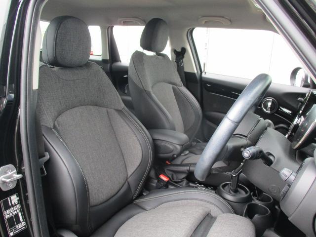 MINI クーパーD クラシック・トリム 16AW ACCシートヒーターRカメラ1オナ禁煙 LEDヘッドライト アップルカープレイ(26枚目)