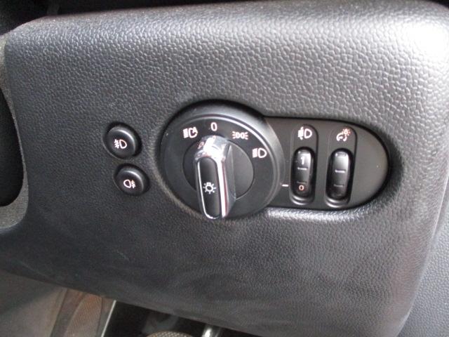 ＭＩＮＩ クーパーＳ　１７ＡＷ　ＬＥＤヘッドライトＲカメラ１オナ禁煙　ＡＣＣ　オートライト（28枚目）