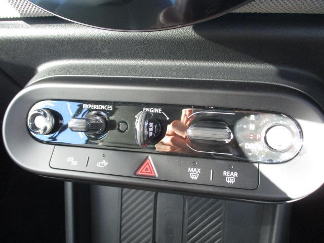 ＭＩＮＩ クーパーＳ　コンバーチブル　フェイバリット・トリム　１８ＡＷ　ＡＣＣ　全方位カメラ　ＨＵＤデモカー禁煙　アダプティブＬＥＤヘッドライト　オートハイビーム　シート・ステアリングヒーター　電動シート　フェイバードトリム（25枚目）