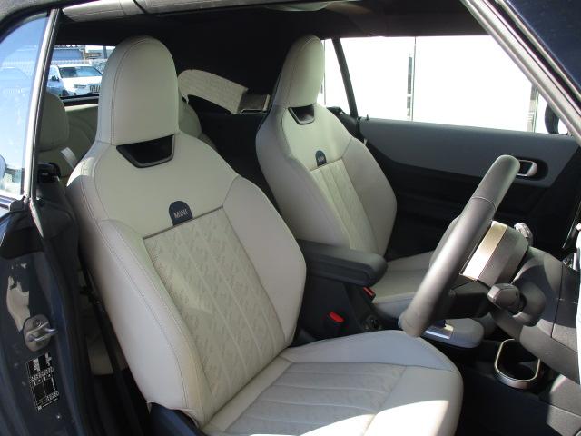 ＭＩＮＩ クーパーＳ　コンバーチブル　フェイバリット・トリム　１８ＡＷ　ＡＣＣ　全方位カメラ　ＨＵＤデモカー禁煙　アダプティブＬＥＤヘッドライト　オートハイビーム　シート・ステアリングヒーター　電動シート　フェイバードトリム（29枚目）